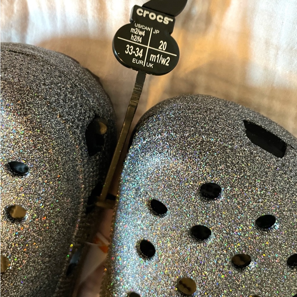 Crocs - Picture 5 of 5